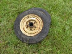 2 no. front tractor tyres and hubs