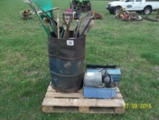 Quantity garden tools and hand tools