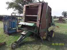 John Deere round baler