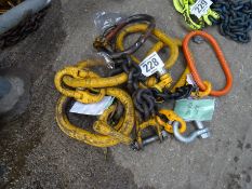 2 lifting chains and 2 collar slings
