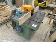 Wadkin EQ Spindle moulder with feed. EQ501 Test: 50026