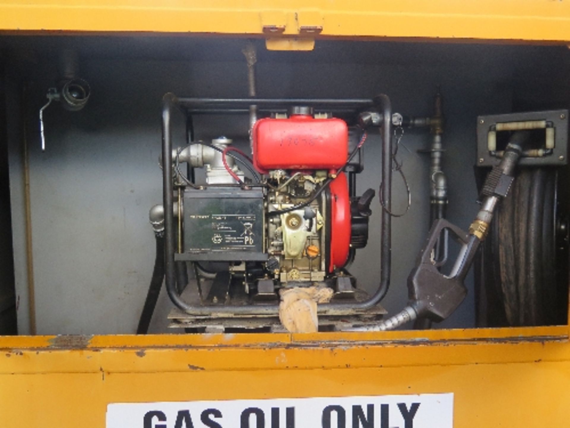 1,000 litre tank c/w diesel pump 17098 - Image 3 of 3