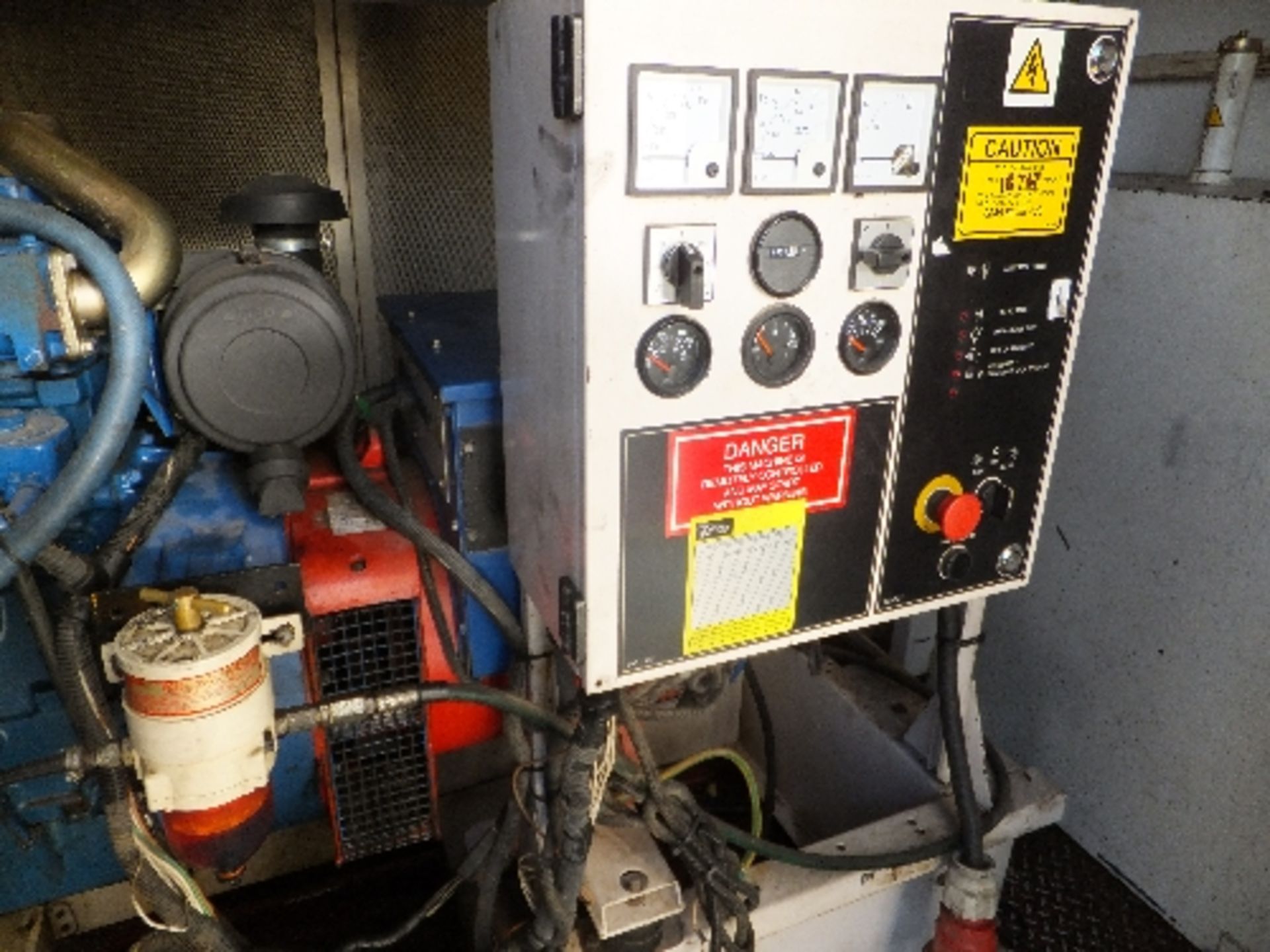 FG Wilson 45kva generator in secure unit 19,059 hrs   This lot is sold on instruction of Speedy - Image 5 of 8