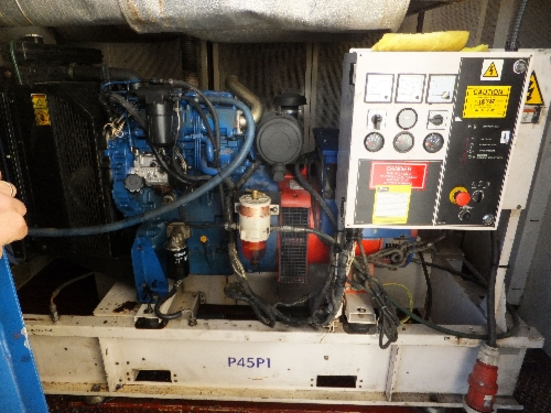 FG Wilson 45kva generator in secure unit 19,059 hrs   This lot is sold on instruction of Speedy - Image 3 of 8