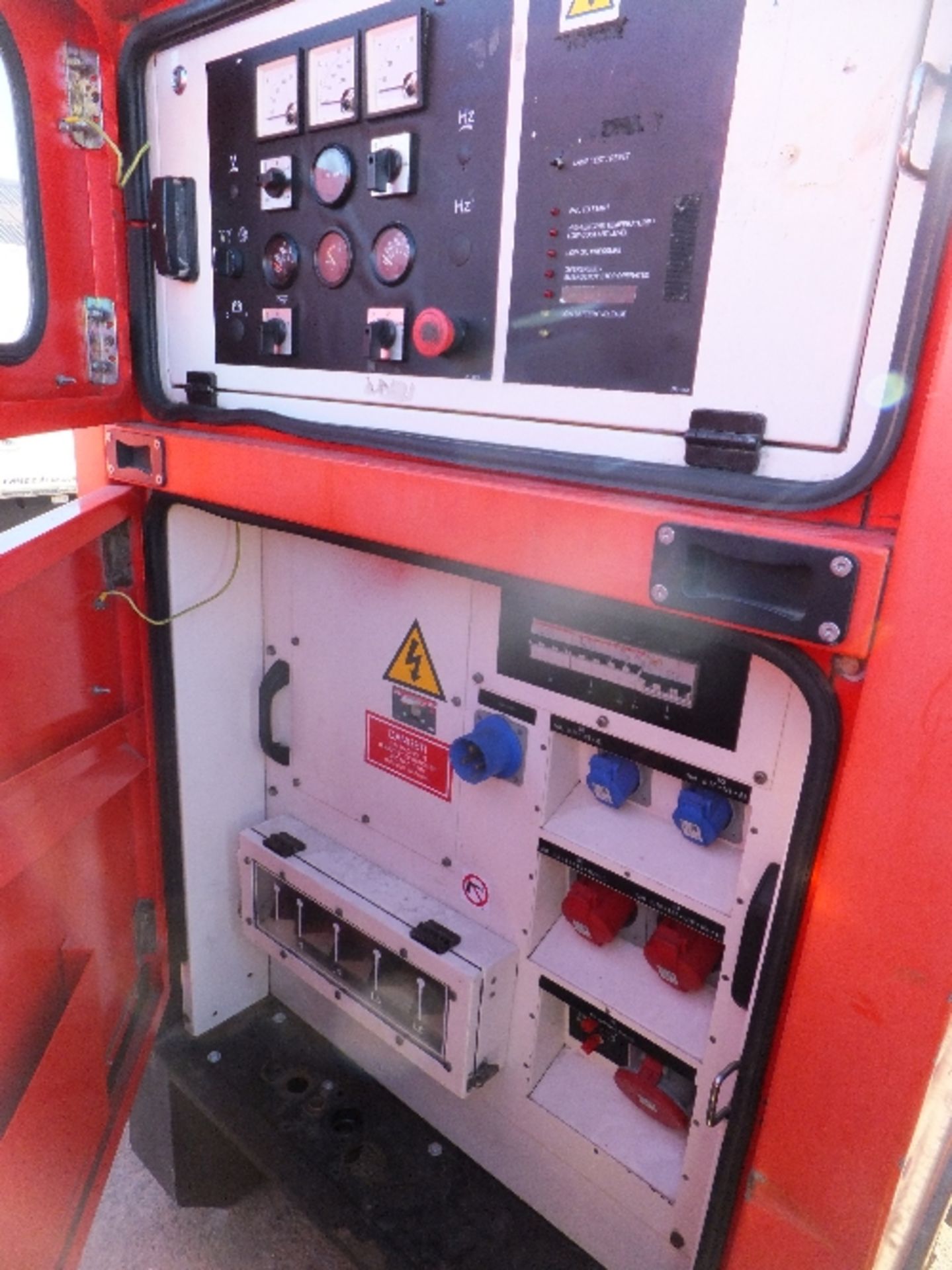 Wilson Perkins 100kva generator  1978 hrs this lot is sold on instruction of Speedy - Image 4 of 7