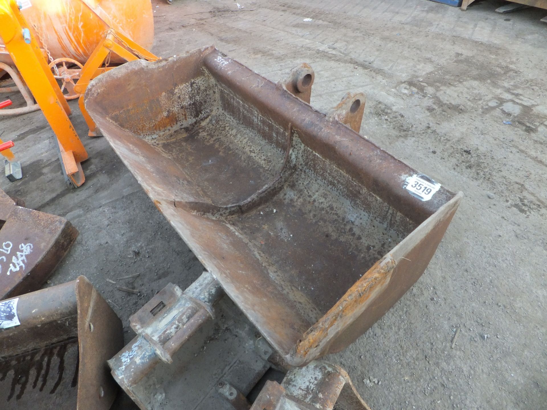 65mm pin grading bucket