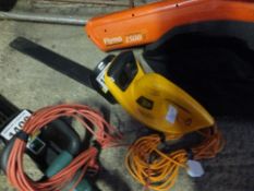 Electric hedge trimmer