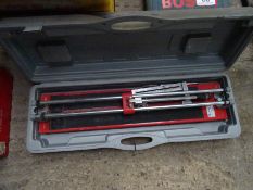 Tomecanic tile cutter