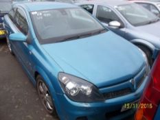 Vauxhall Astra Design -YE05 VCMDate of registration: 29.06.20051796cc, petrol, 4 speed automatic,
