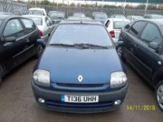 Renault Clio RXE - T136 UHHDate of registration: 05.03.19991598cc, petrol, 4 speed automatic,