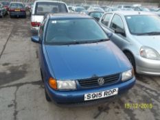 Volkswagen Polo 1.4 CL - S915 RDP Date of registration: 11.01.1999 1390cc, petrol, manual, blue