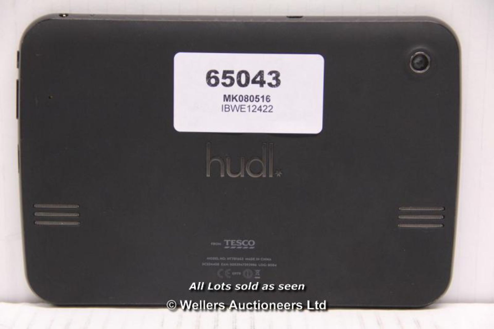 TESCO HUDLE HT7S3 TABLET / POWERS ON WITH ANDROID / NO CHARGER OR CABLE / COSMETICALLY MARKED / - Image 3 of 3