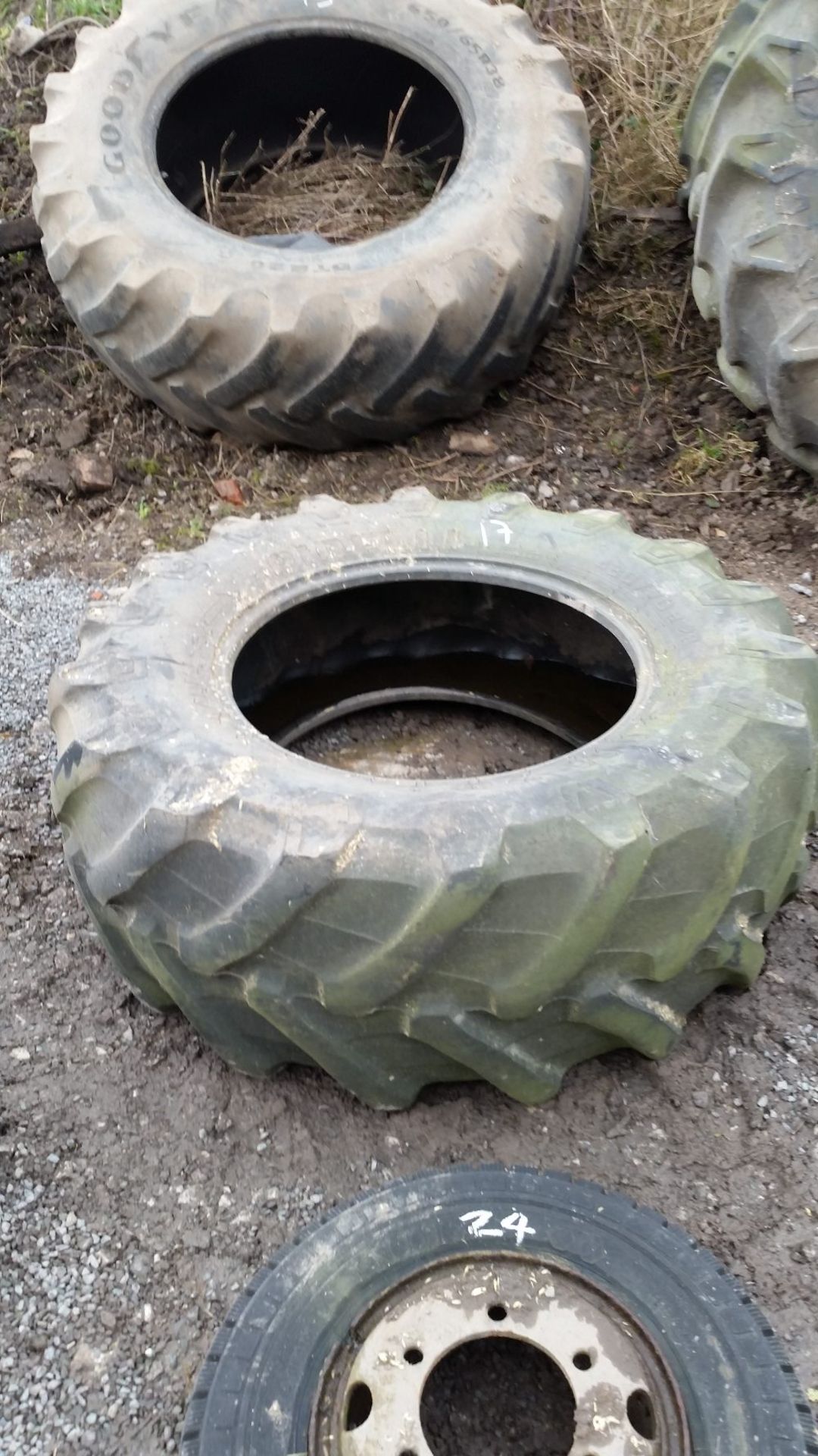 Pirelli 480/70r28 Front Tractor Tyre X 1