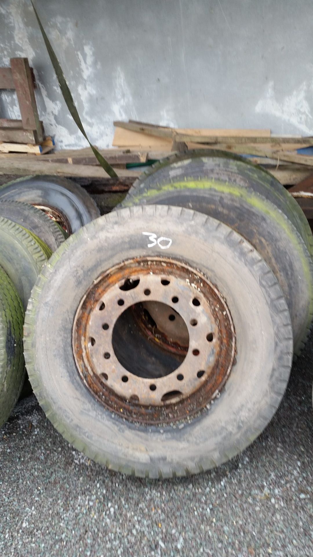Selection Commercial 20" 10 Stud Wheels X 4