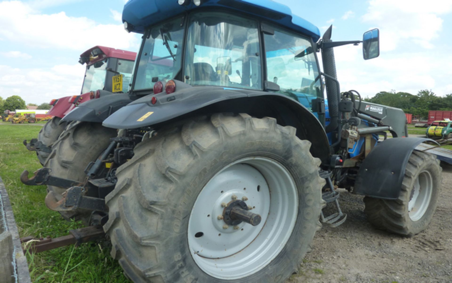 5216 Landini 145 Landpower tractor, 50k box, on air brakes, 2007, 2500 hours, c/w loader, YX57 ACZ - Image 2 of 3