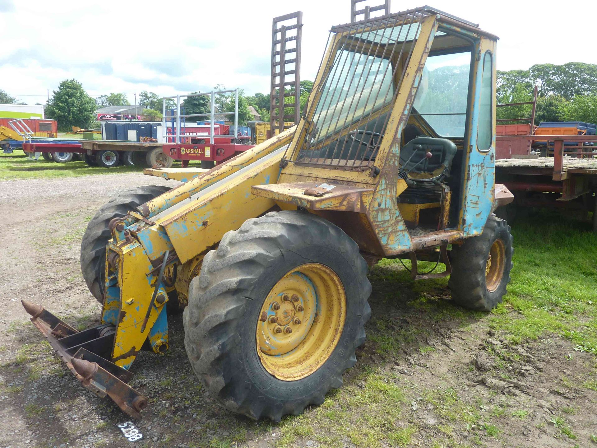 MF telescopic handler