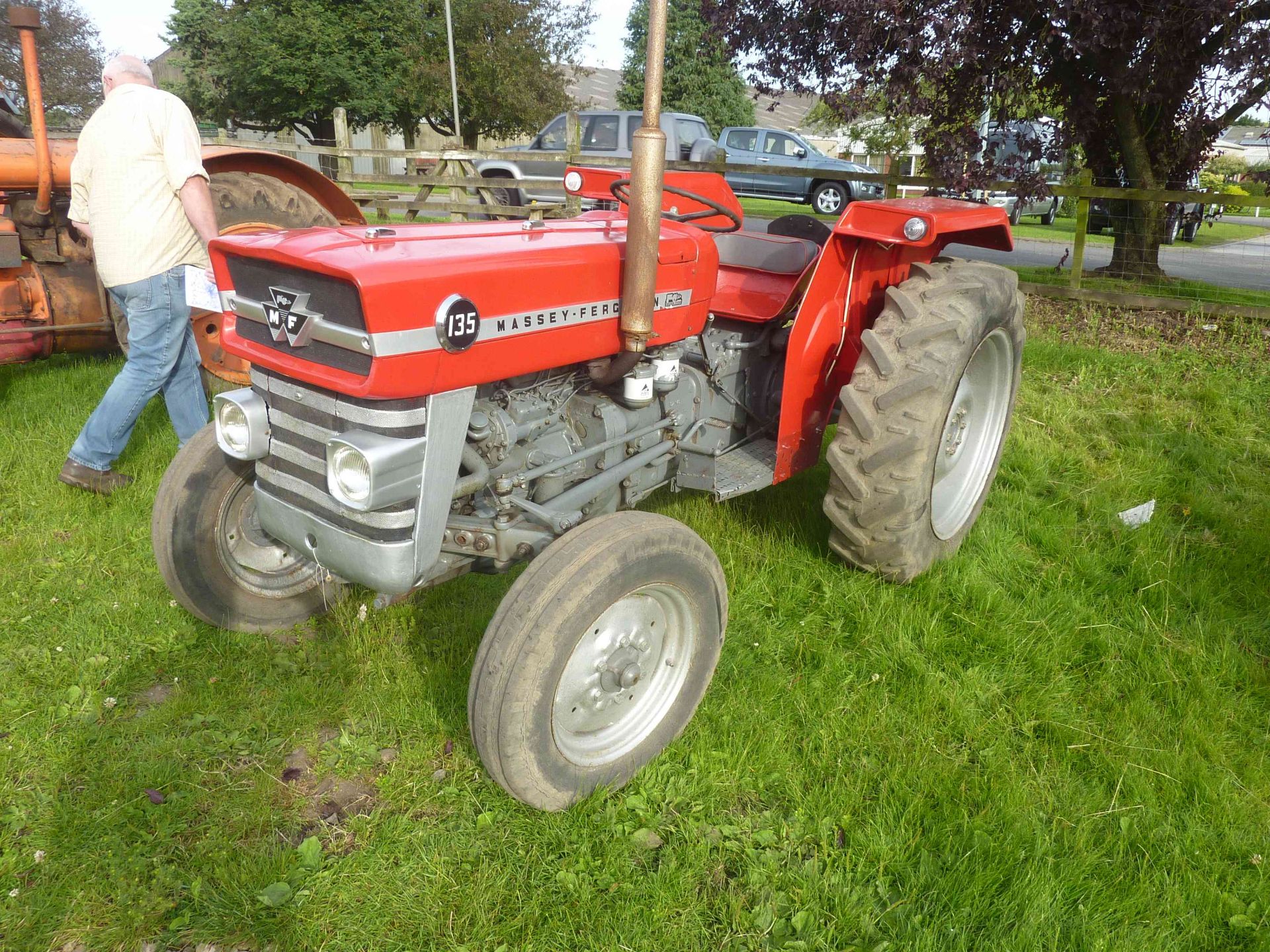 5240 MF 135 tractor