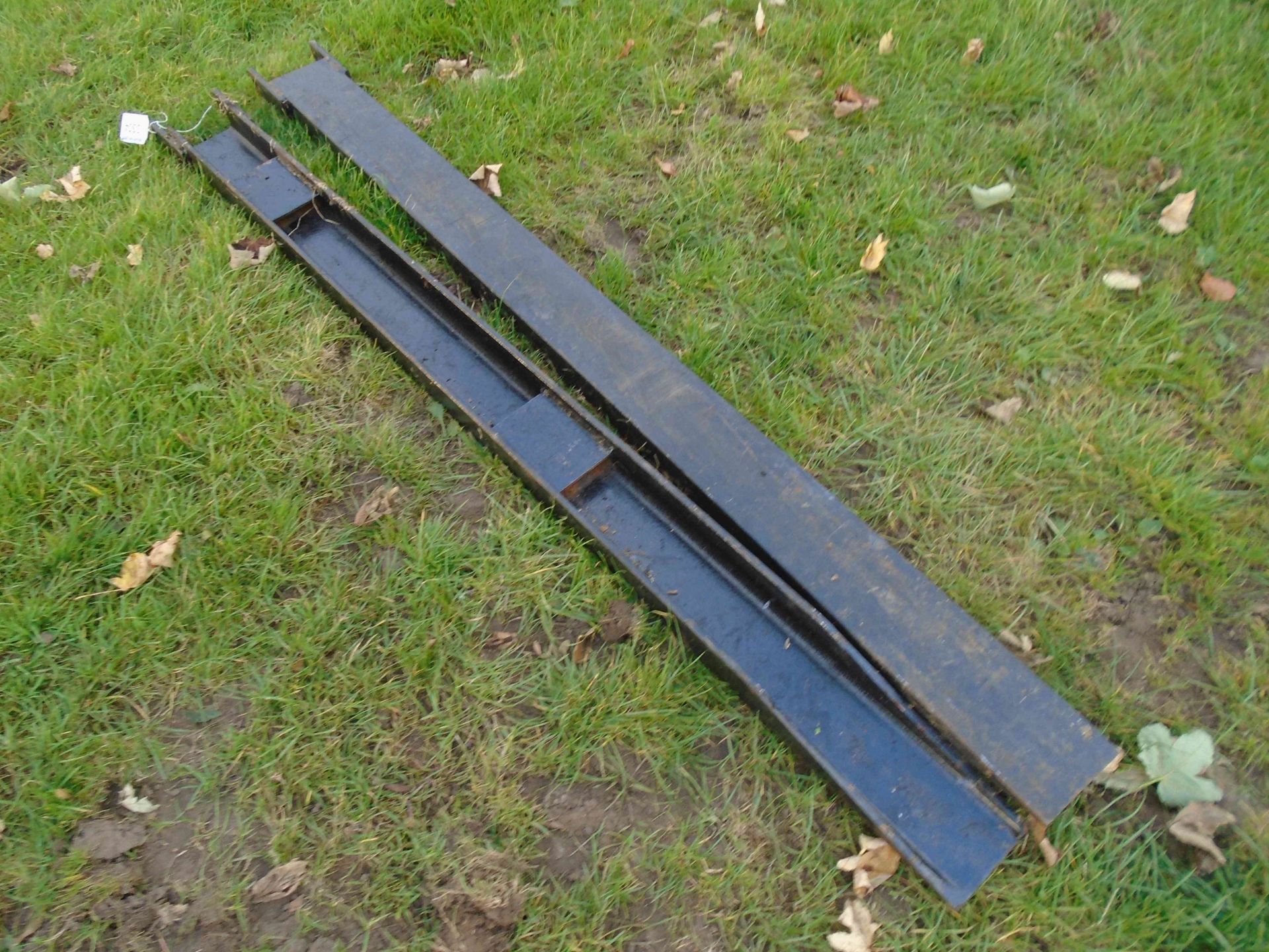 3304 Pair of fork extensions