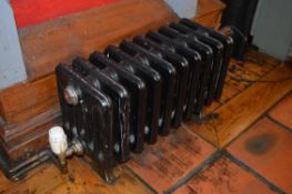 1 x Clyde Cast Iron 10 Column Radiator Finished in Black - H38 x W65 x D25 cms - CL150 - Location: