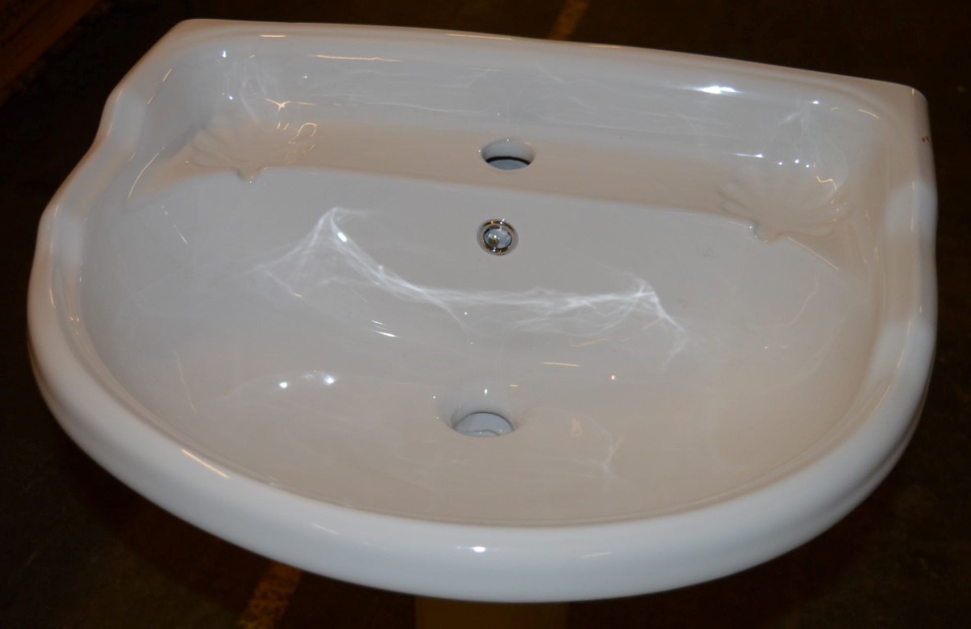 1 x Vogue Bathrooms AUBURY Single Tap Hole SINK BASIN With Pedestal - 580mm Width - Brand New - Image 5 of 6