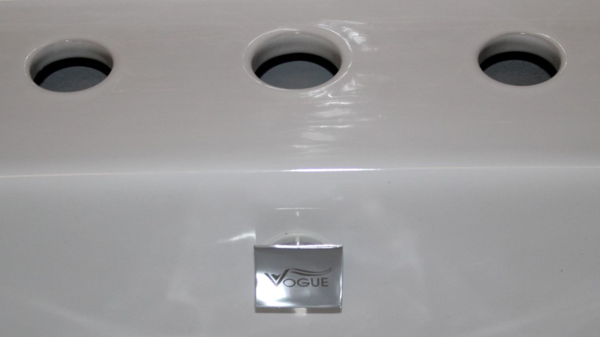 1 x Vogue Bathrooms REGAL Three Tap Hole SINK BASIN With Semi Pedestal - 600mm Width - Brand New - Image 4 of 5