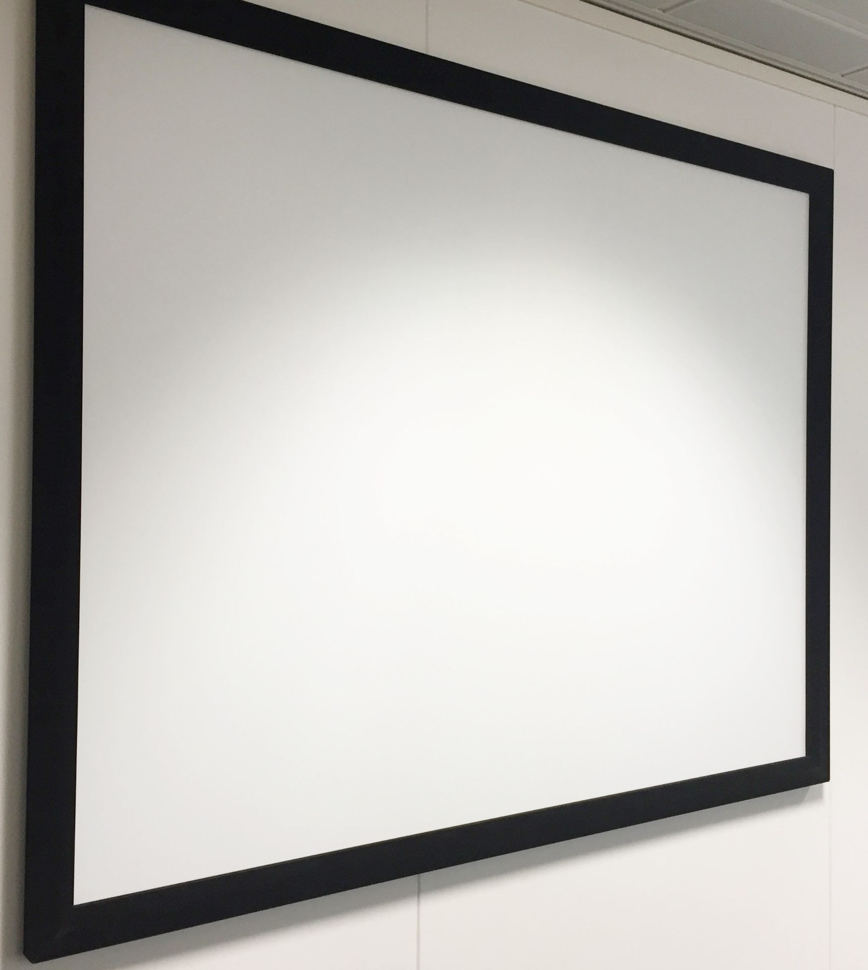 1 x Fixed Frame CINEMATIC Projection Screen - Large Size With Deep Black Velvet Surround - Size