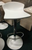 4 x Modern Hydraulic Bar Stools With Chrome Bases, Gloss White Seats and Footrests - Excellent