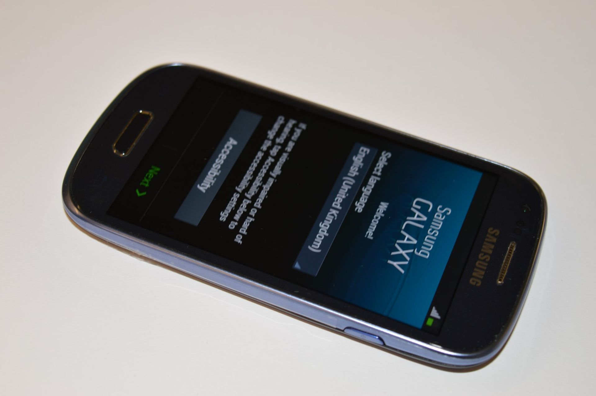 1 x Samsung Galaxy S3 Mini Mobile Phone - Pebble Blue - Features Dual Core 1ghz Processor, 1gb - Image 4 of 5