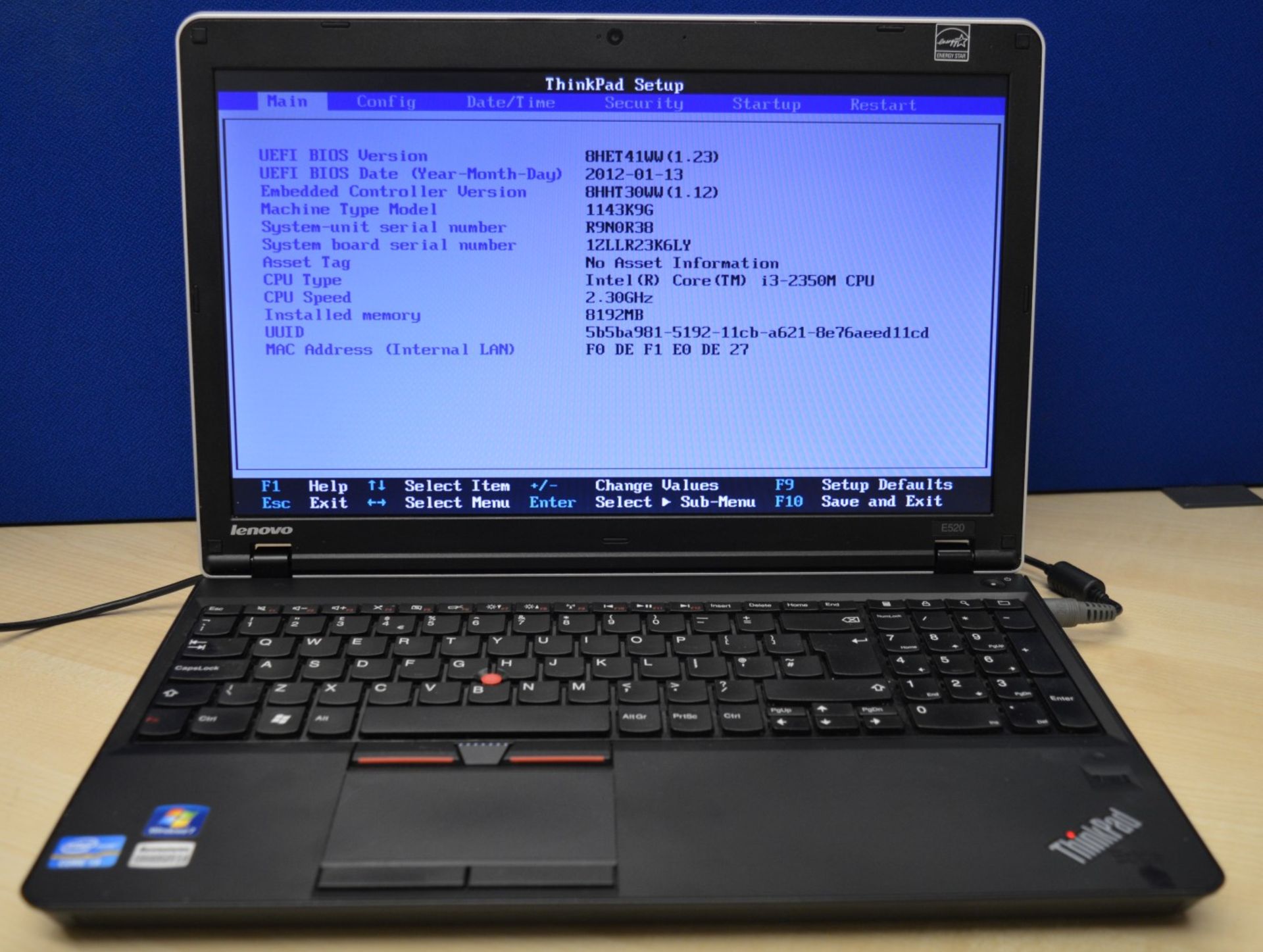 1 x Lenovo Thinkpad Edge Laptop Computer - Model 1143K9G - 15.6 Inch LED Screen - Features Intel