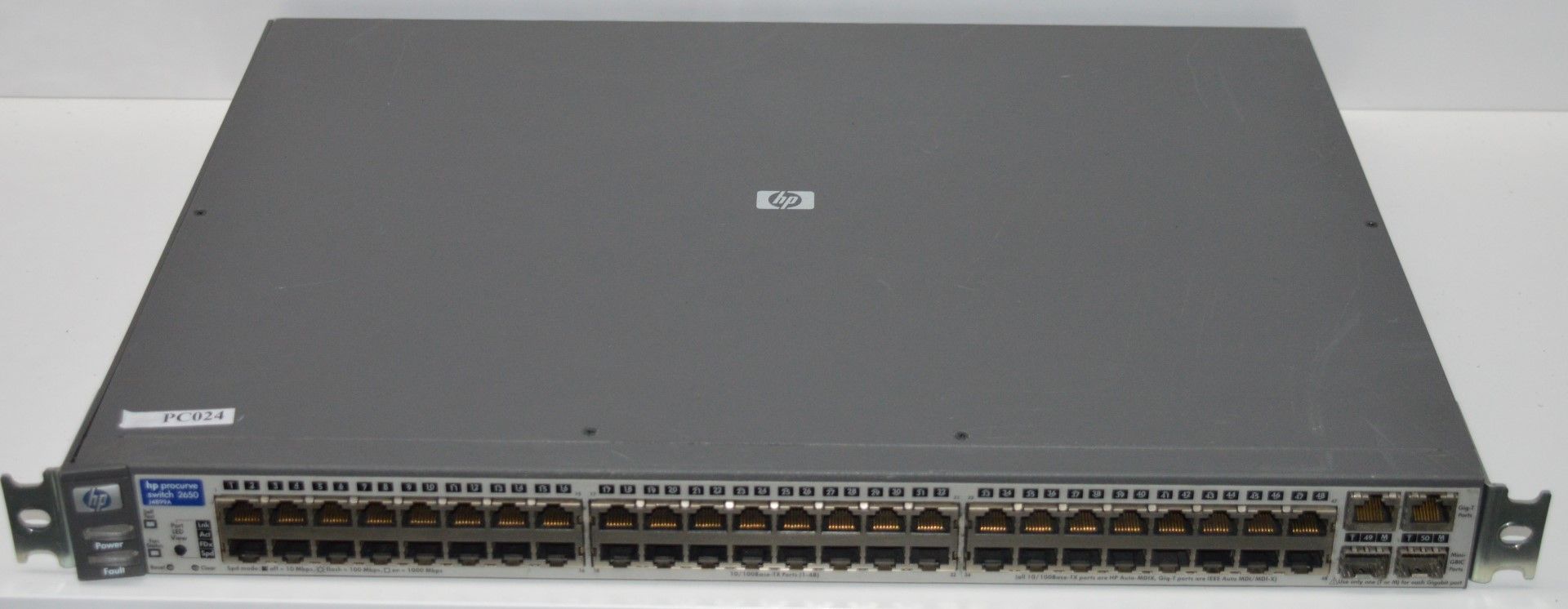 1 x Hewlett Packard Procurve 2650 24-port Fast Ethernet Network Switch - CL159 - Ref PC024 -