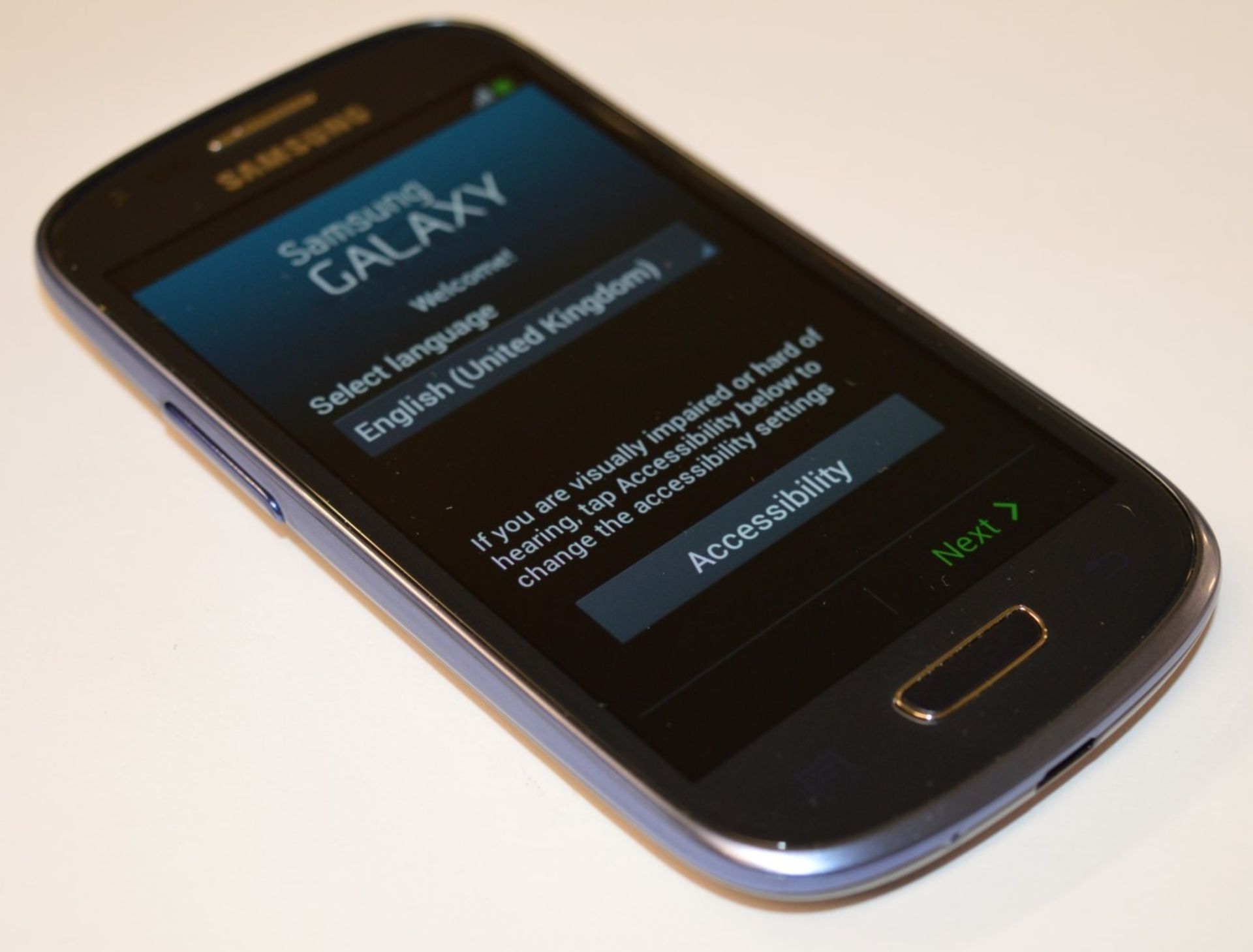 1 x Samsung Galaxy S3 Mini Mobile Phone - Pebble Blue - Features Dual Core 1ghz Processor, 1gb - Image 3 of 5