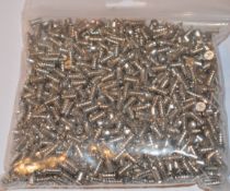 Approx 1,000 x PC Case Fan Mounting Screws - Unused - 1kg Bag - CL010 - Location: Altrincham WA14