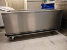 1 x Large Rectangular Mobile Stainless Steel Ice Bath / Well / Bath - 125cm x 55cm x height 63cm -