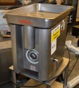 1 x Mainca Meat Mincer - Model PC-98/32 - Ref: BL054 (GFFA) - CL120 - Sold As Shown In Pictures -