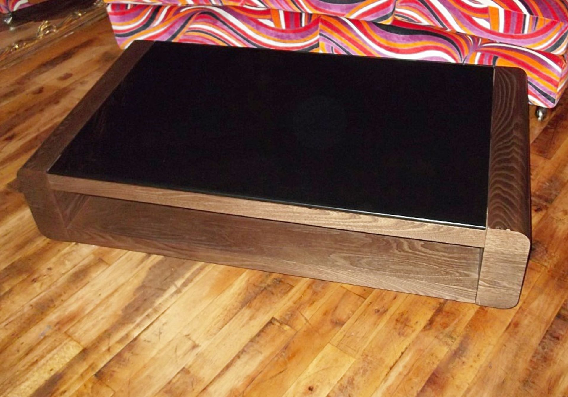 1 x Chelsom "Penthouse" Rectangular Coffee Table - Features A Black Glass Top Dark Elm Veneer - - Image 2 of 4