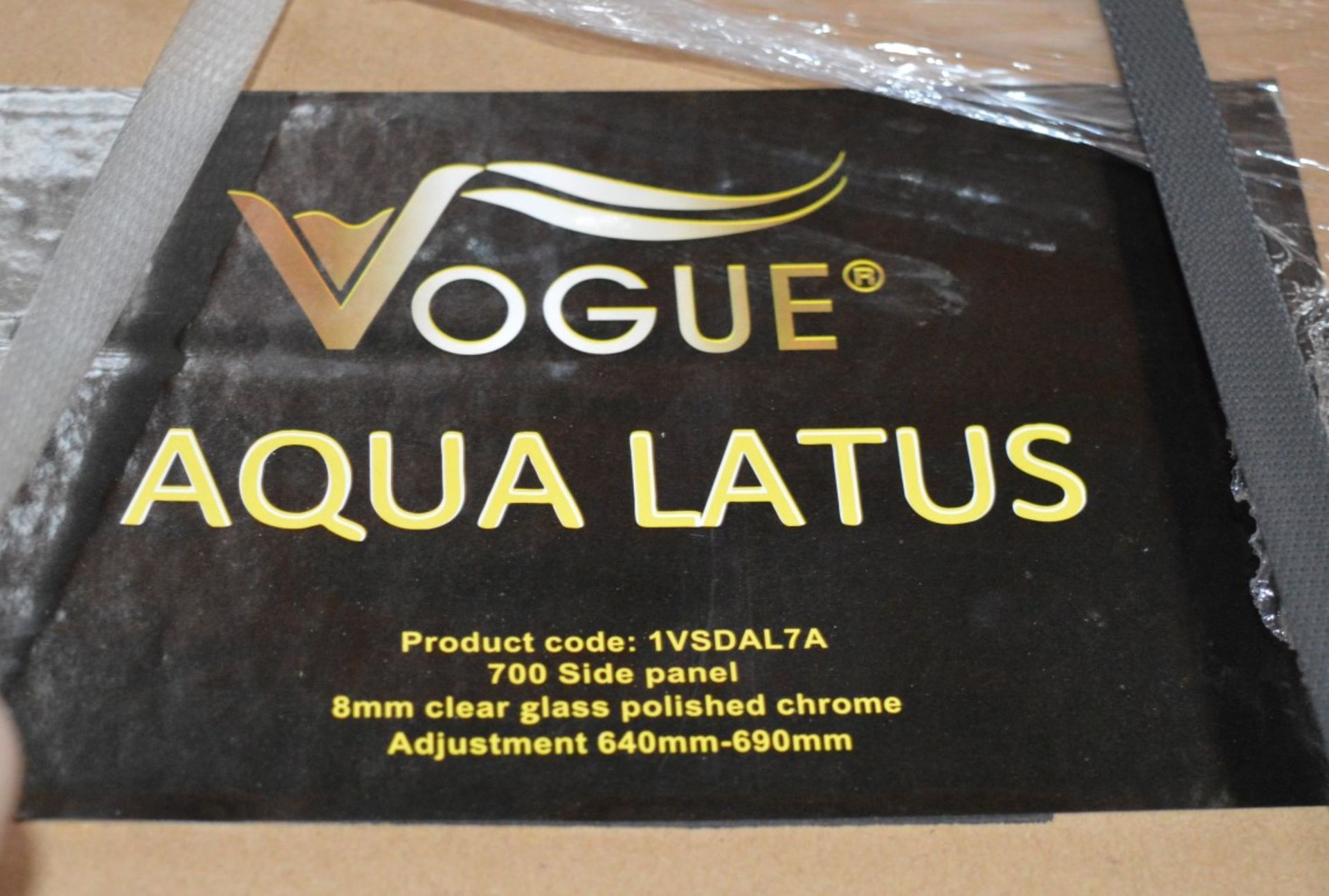 1 x Vogue Bathrooms Aqua Latus 760x760 Shower Enclosure - Includes 760 Hinged Shower Door and 760 - Image 6 of 7