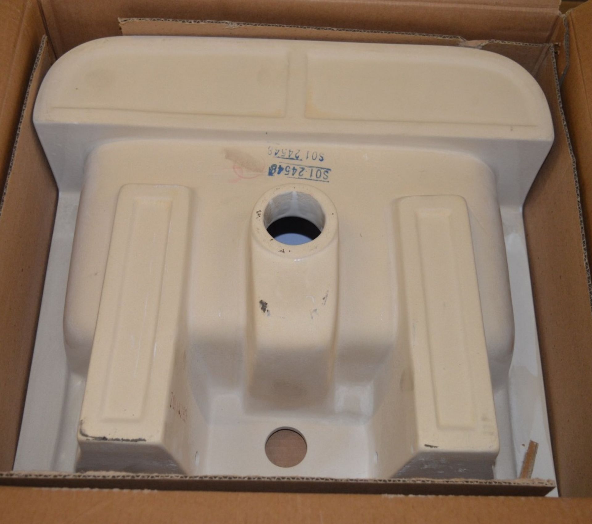 Pallet Lot of 20 x Vogue Bathrooms OPTIONS Single Tap Hole SEMI RECESSED SINK BASINS - 450mm Width - - Image 3 of 5