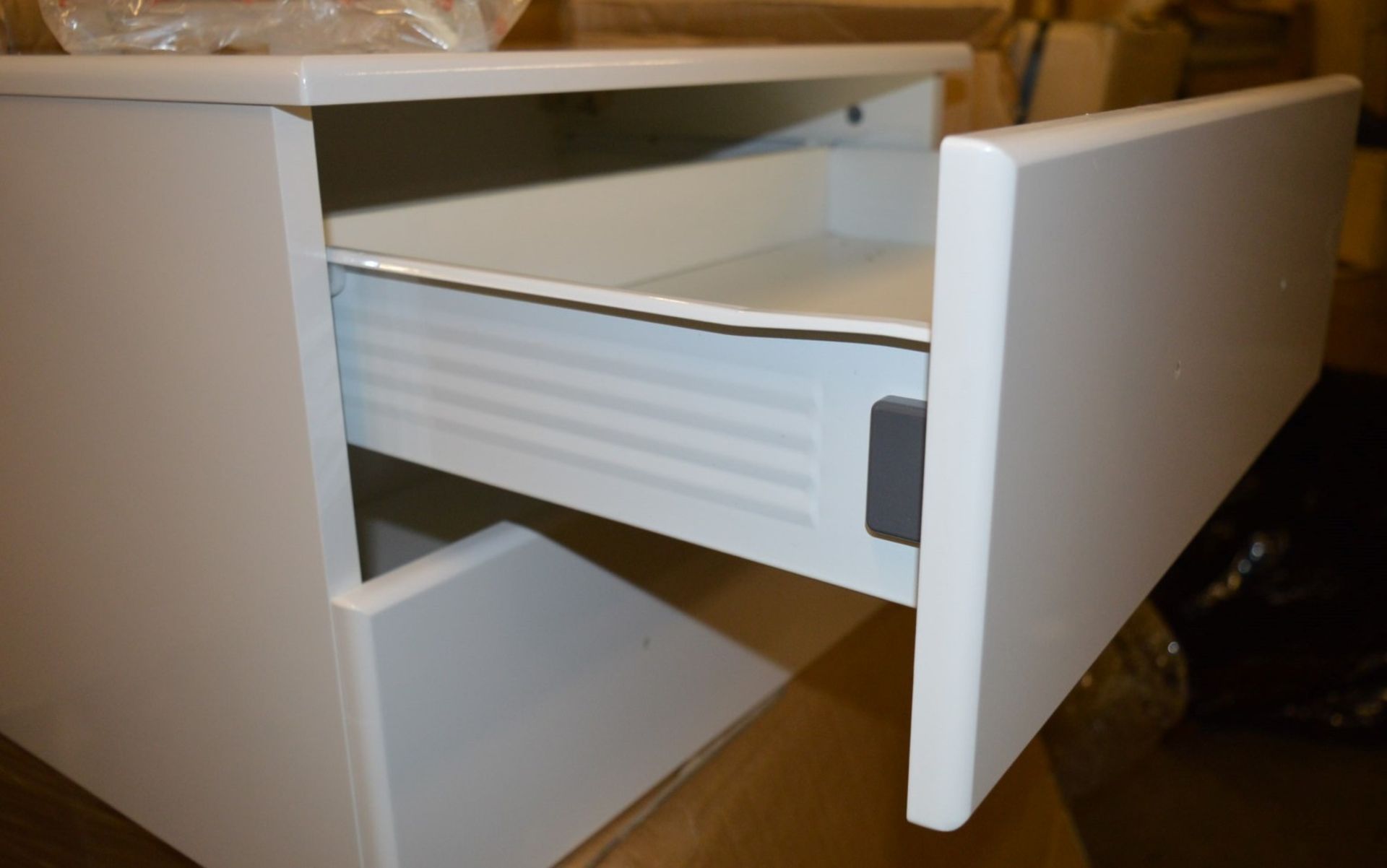 1 x Venizia Wall Hung Drawer Unit in White Gloss - H40 x W55 x D40 cms  - Includes Metal Drawer - Image 4 of 6
