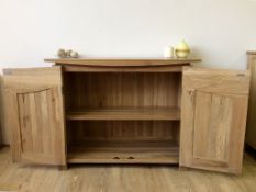 1 x Matlock Solid Oak 2 Door Sideboard - MADE FROM 100% SOLID OAK - CL112 - New, Ready Built & Boxed