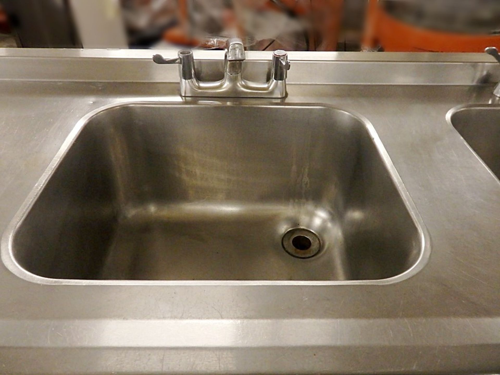 1 x Large Triple Bowl Stainless Steel Sink Unit, With 3-Door Storage - Dimensions: W272 x D65 x - Image 3 of 26