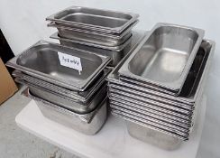 21 x Assorted Stainless Steel Bain Marie Food Containers - 2 Sizes Provided - Recently Removed