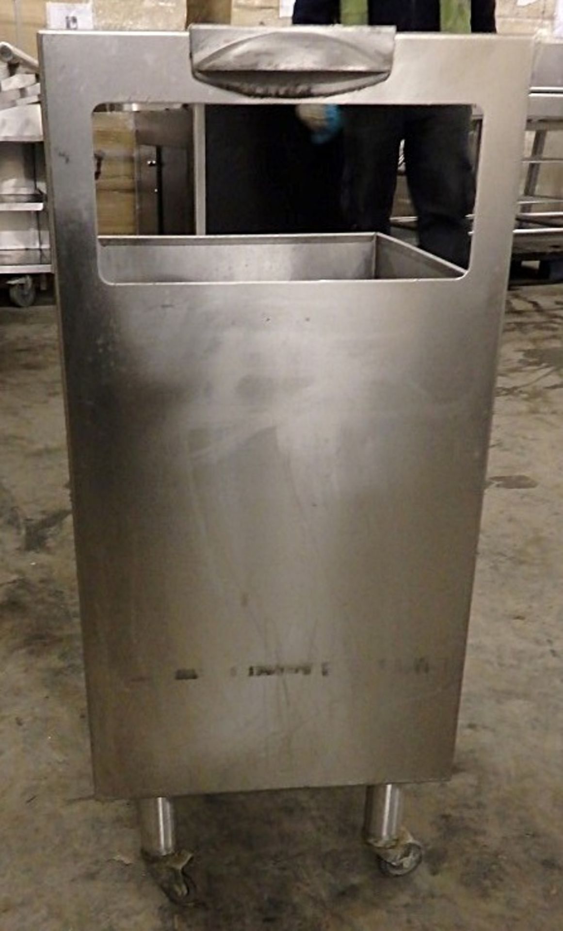 1 x Stainless Steel Under The Counter Storage Container On Weeled Base - Lifts Out From Base For - Image 4 of 4