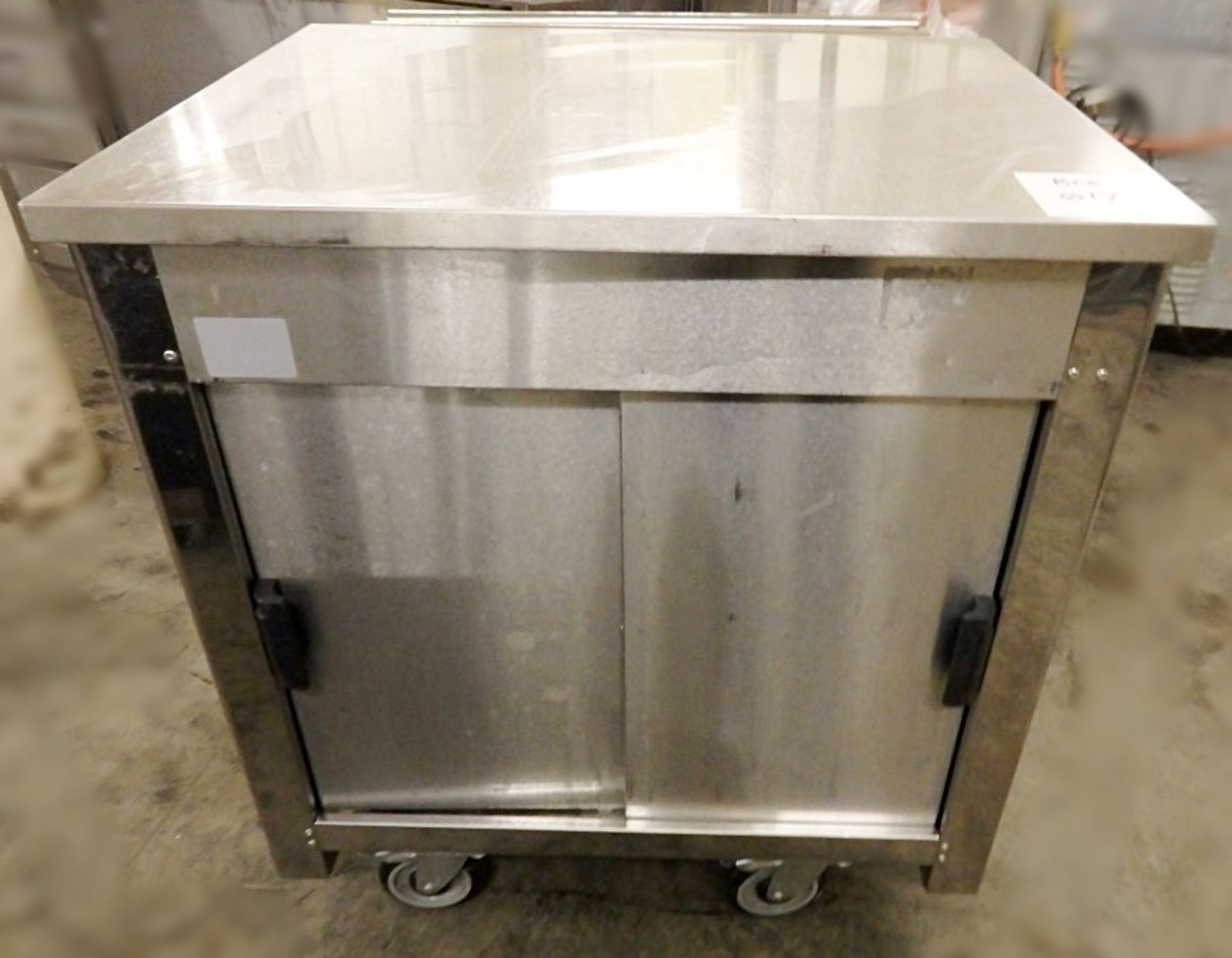 1 x Serving Counter With Storage - On Castors For Maneuverability - Ideal For Pub Carvery, Canteens, - Image 8 of 8