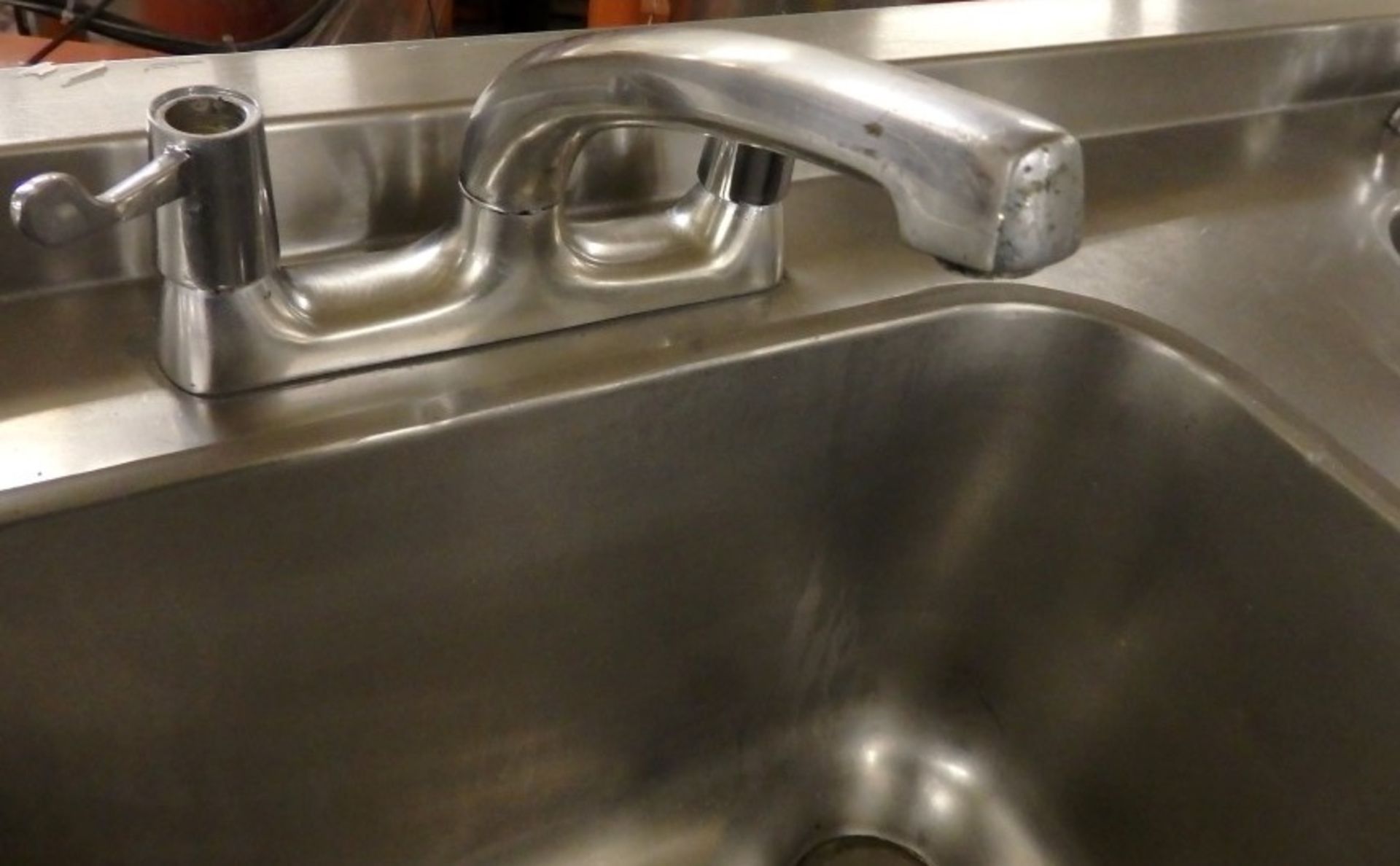 1 x Large Triple Bowl Stainless Steel Sink Unit, With 3-Door Storage - Dimensions: W272 x D65 x - Image 5 of 26