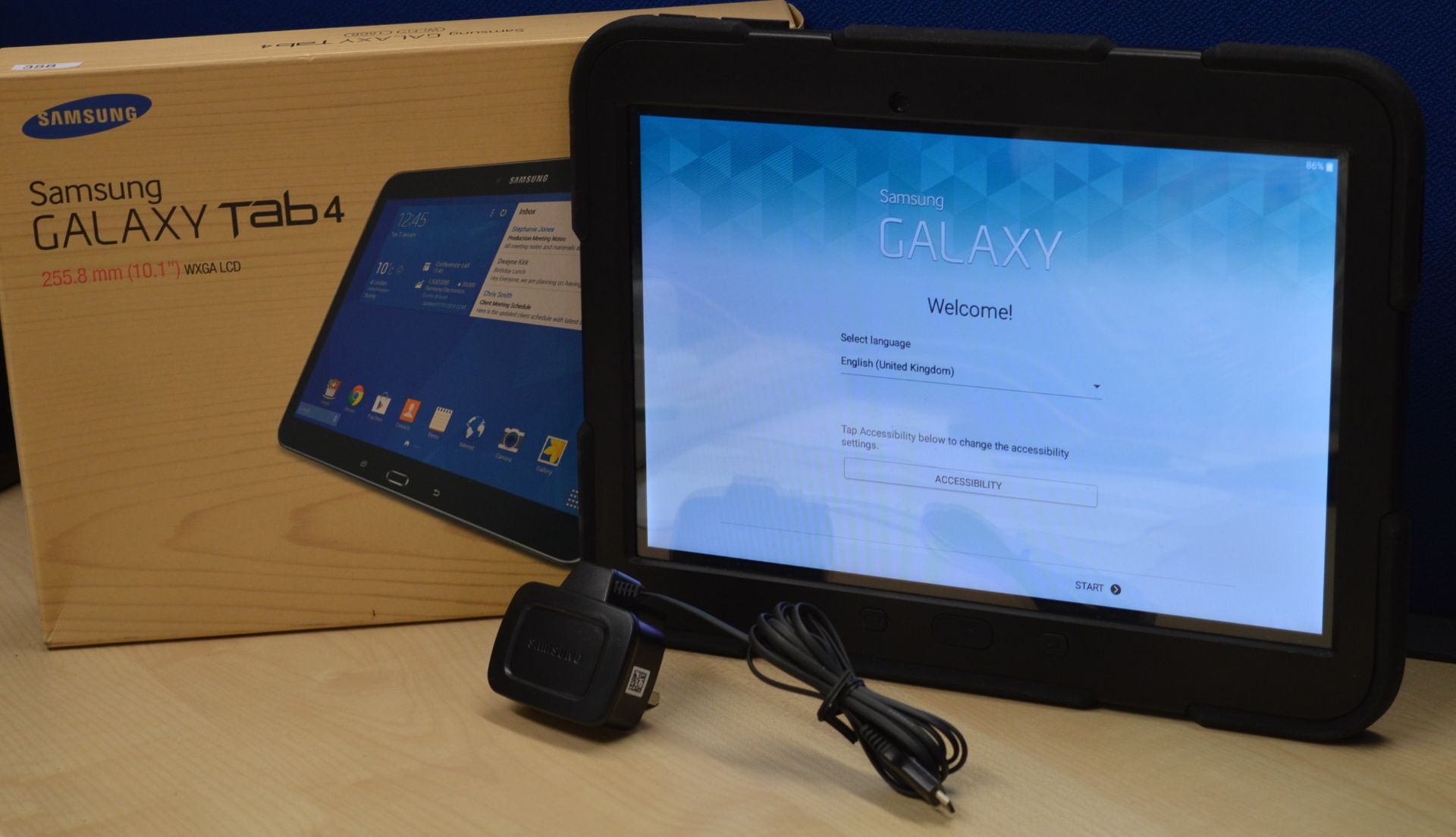 1 x Samsung Galaxy Tab 4 - Model SM-T530 - Features 10.1 Inch LCD Screen, 1.2ghz 1.5gb Ram, 16gb Rom - Image 4 of 4