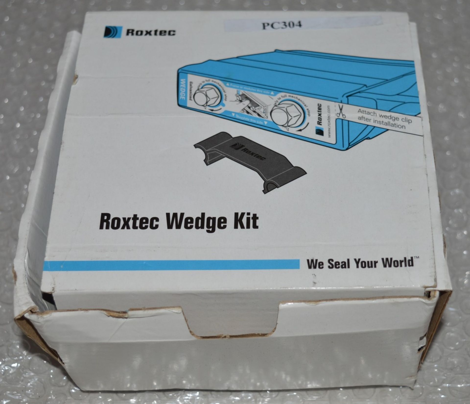 1 x Roxtec Wedge Kit Compression Unit - New and Unused Stock - Includes Stayplates and - Image 2 of 2