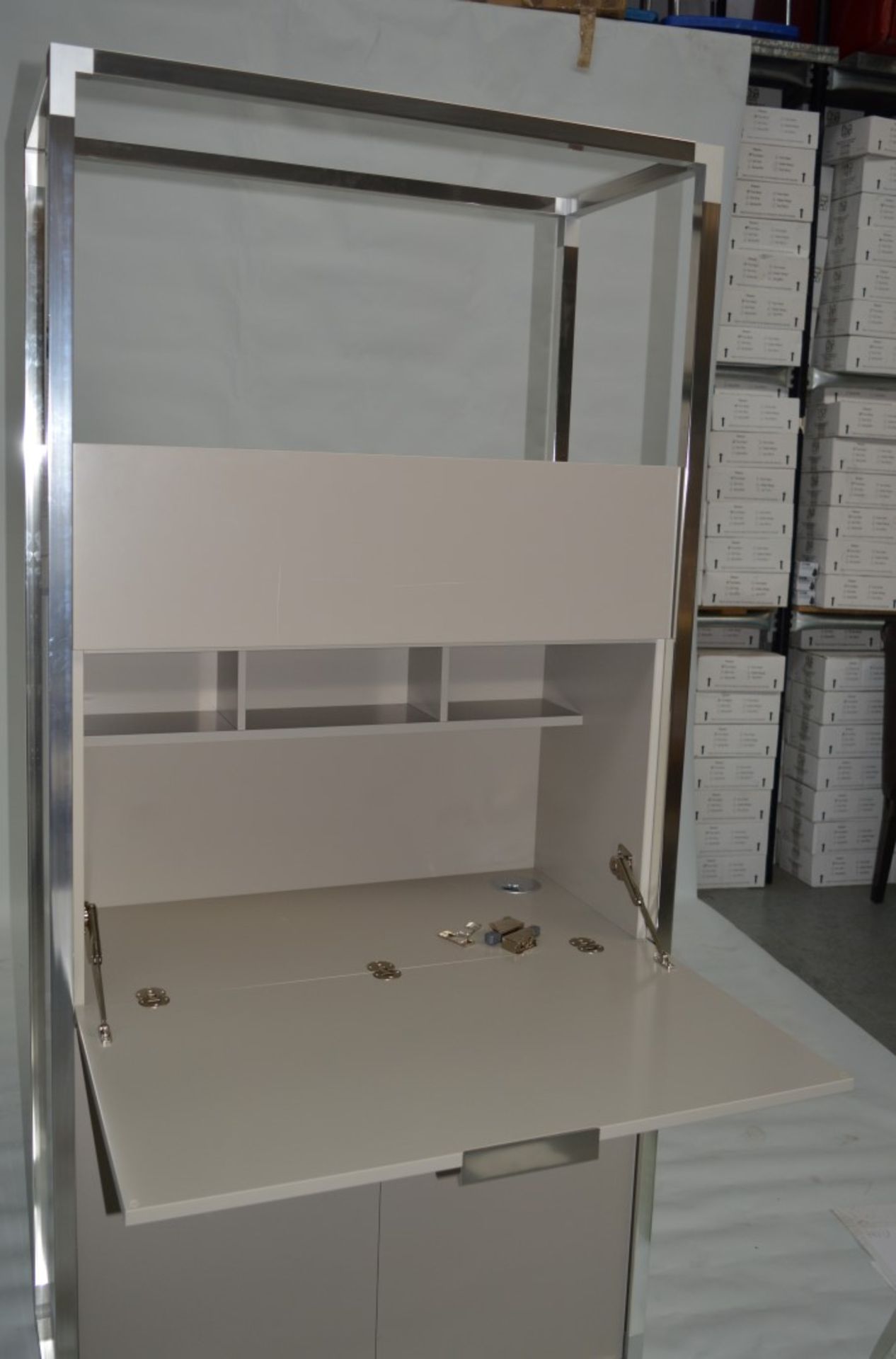 1 x Ligne Roset Compact Work Station Desk - Dimesions: H190 x D45 x W90cm - Secretaire Argile - Image 2 of 16
