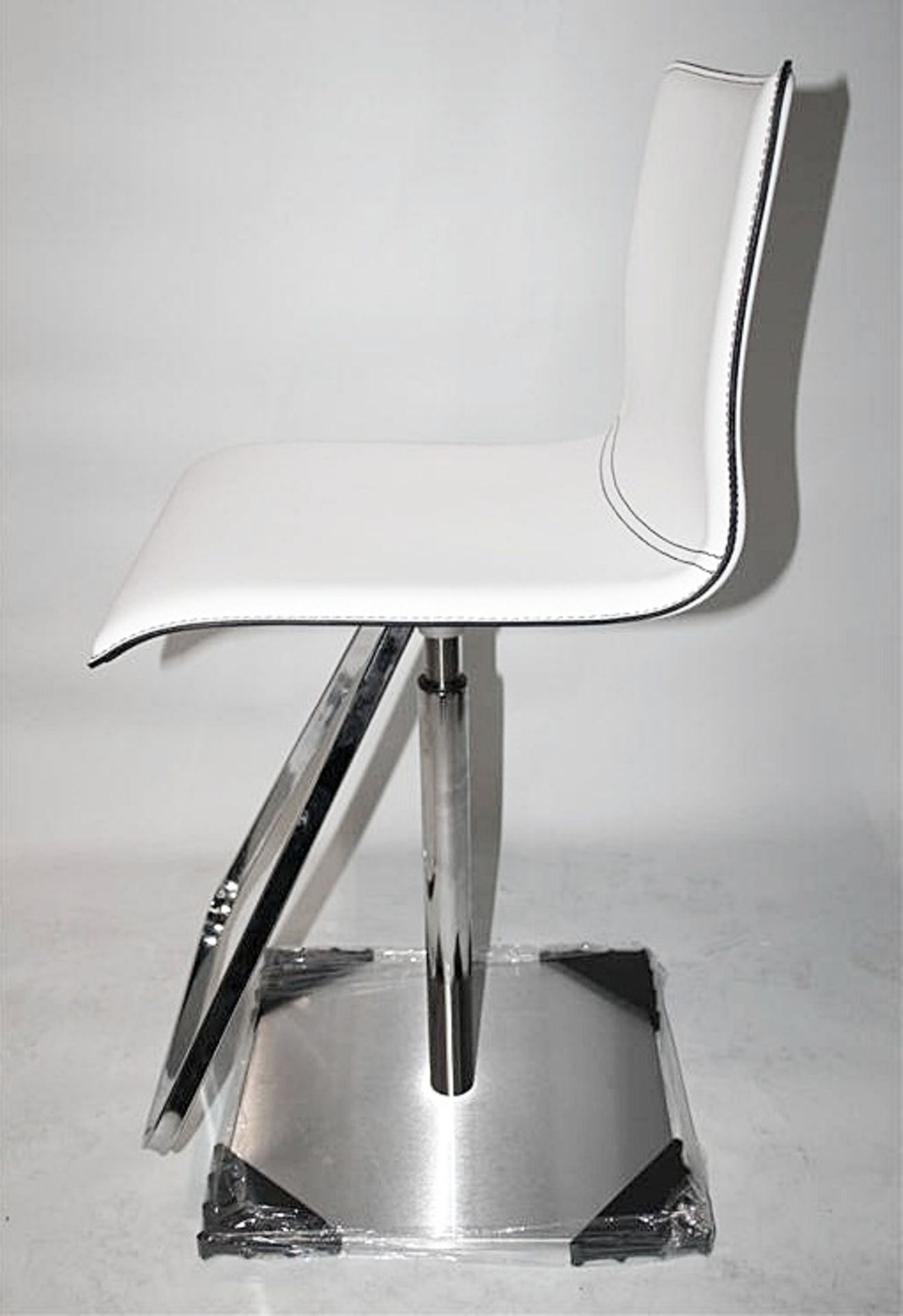 1 x CATTELAN "Toto" Stool - White With Black Stitching  - Made In Italy - Ref: 3352787 - CL087 - - Image 3 of 9
