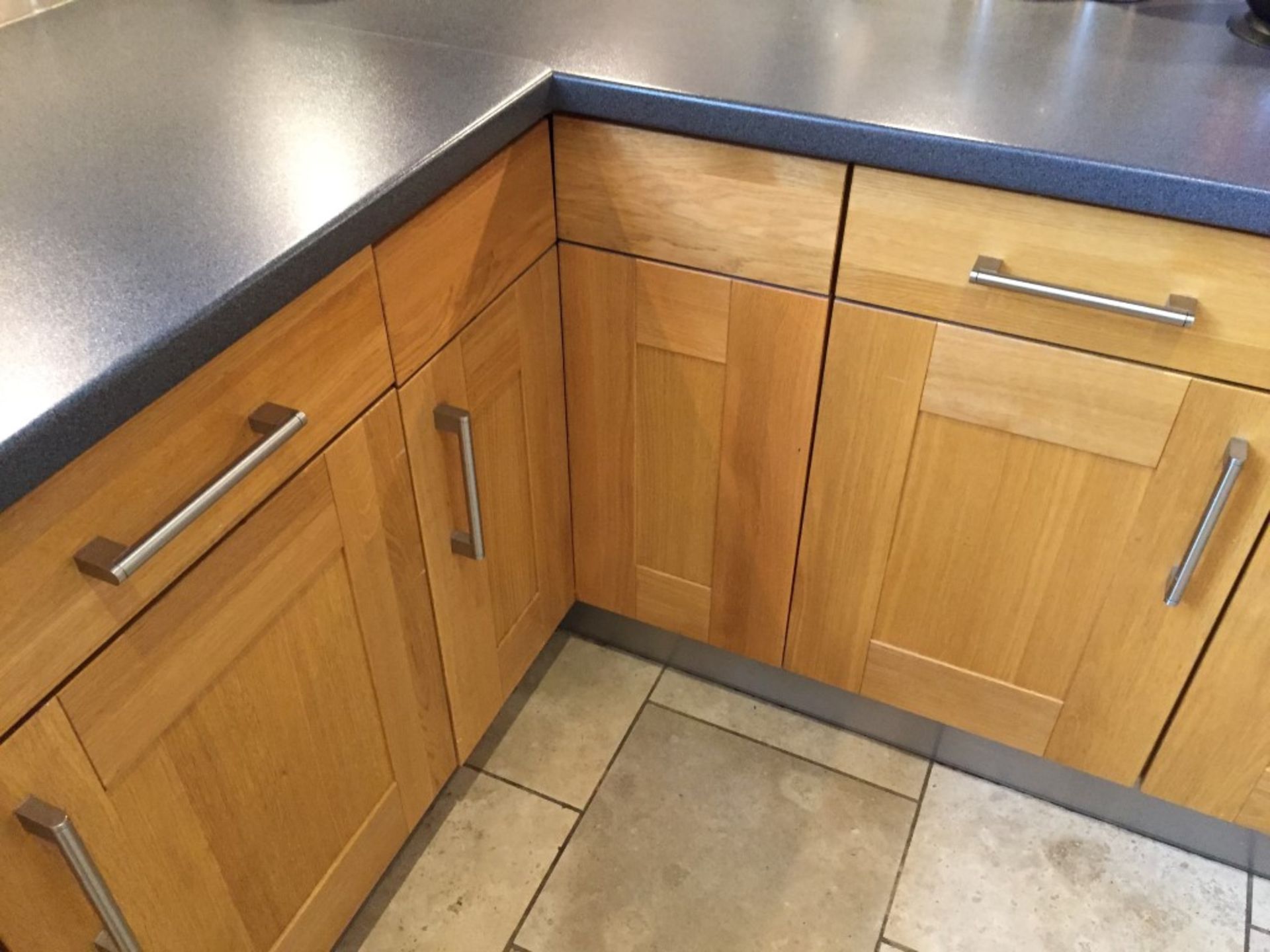 1 x Solid Wood Kitchen By English Rose With Breakfast Bar/Central Island Unit, Laminate Worktops And - Image 28 of 40