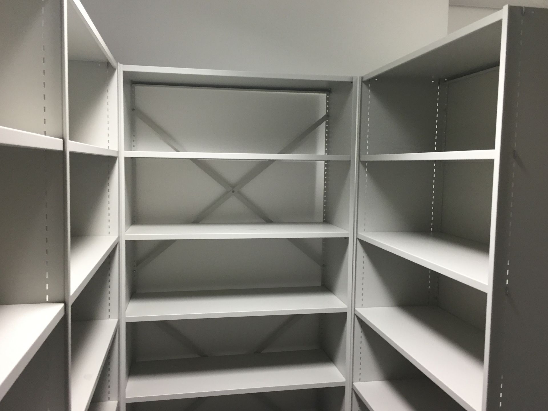 20 x Modern Light Grey Metal Storage Bays - Includes 25 Uprights and 168 Shelves - Excellent Clean